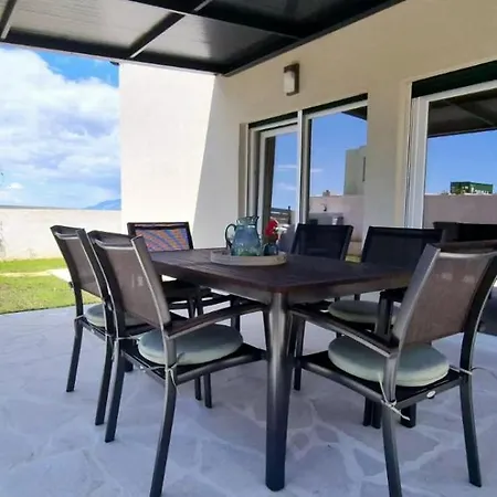 Kuca Za Odmor Doris Villa Ražanac