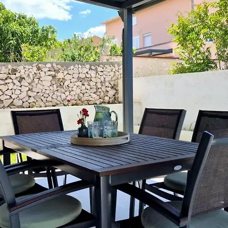 Kuca Za Odmor Doris Ražanac